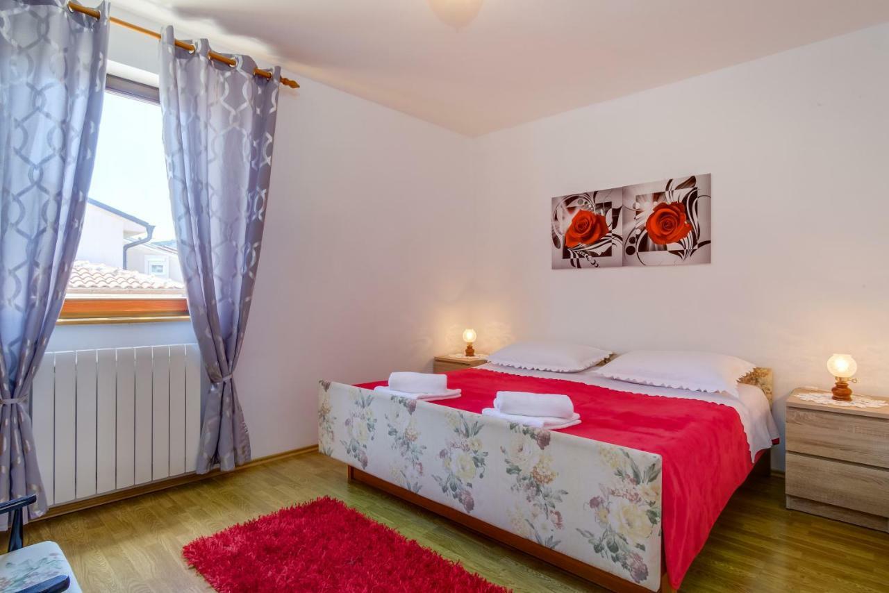 Apartment Budinic Mali Losinj Exterior photo